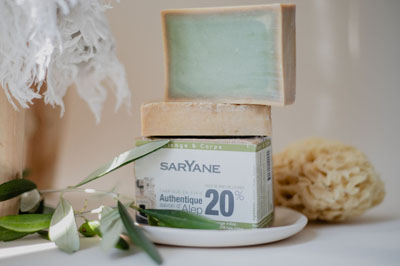 Savon d’Alep traditionnel 20 % d’huile de baie de laurier avec cœur vert visible